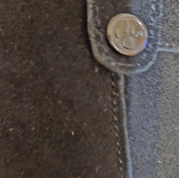 BEARPAW Tall Suede Wedge Boots, Thick Wool Lining and Sheepskin Footbed. - Picture 4 of 9